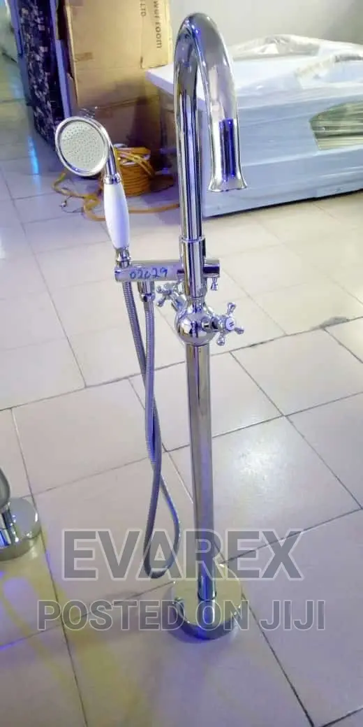 Quality Bathtub Standing Mixer Tap