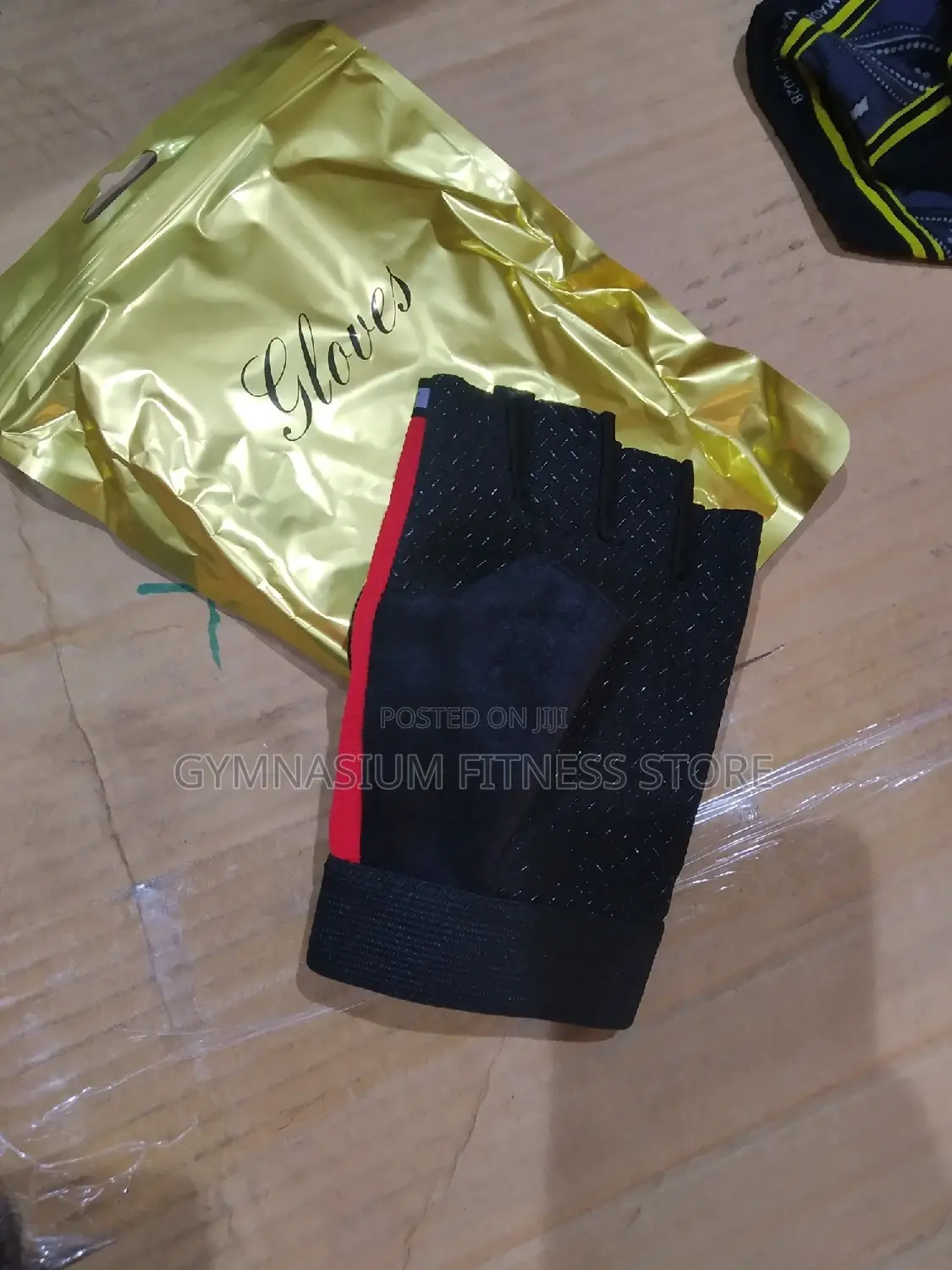 Weight Glove With Knocks