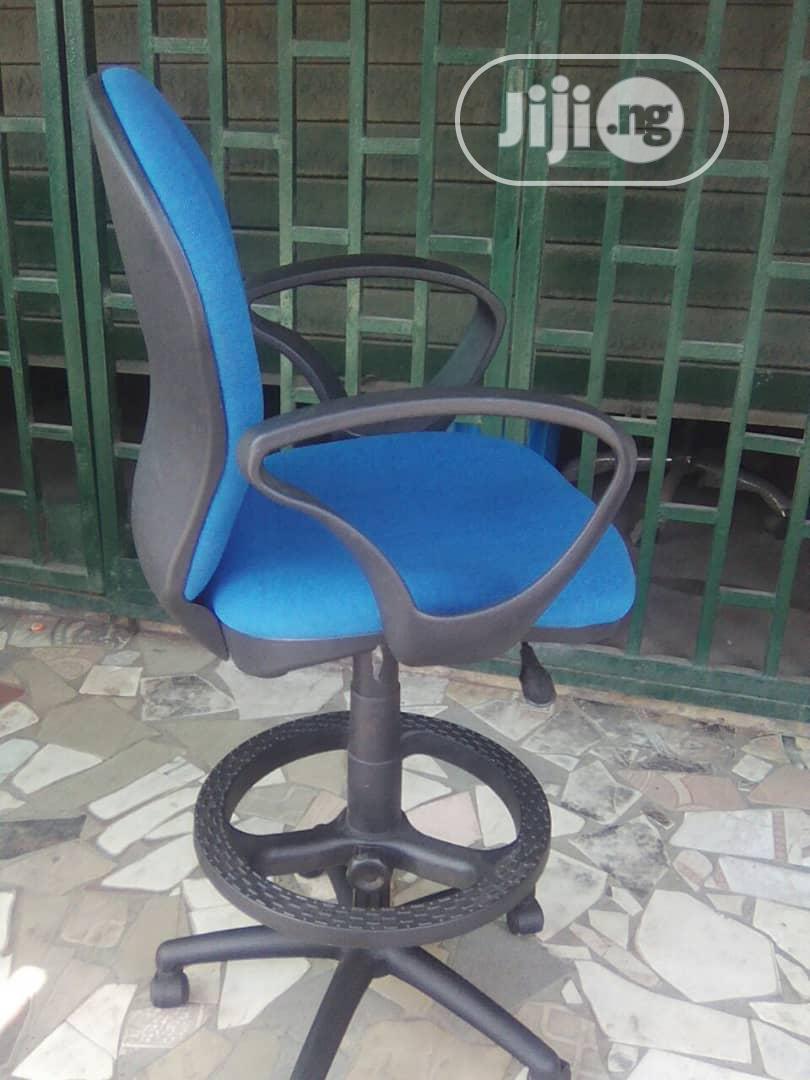 Quality Fabric Swivel Office Chair