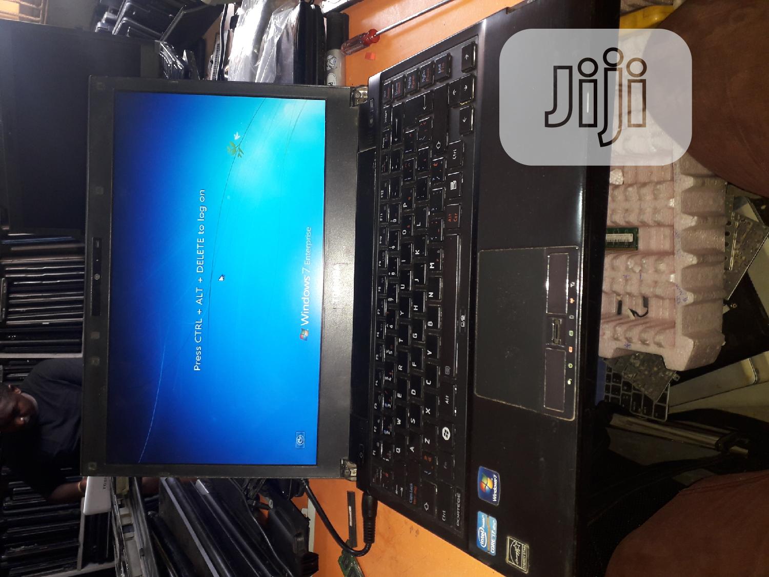 Laptop Toshiba Tecra R950 4GB Intel Core I5 HDD 320GB