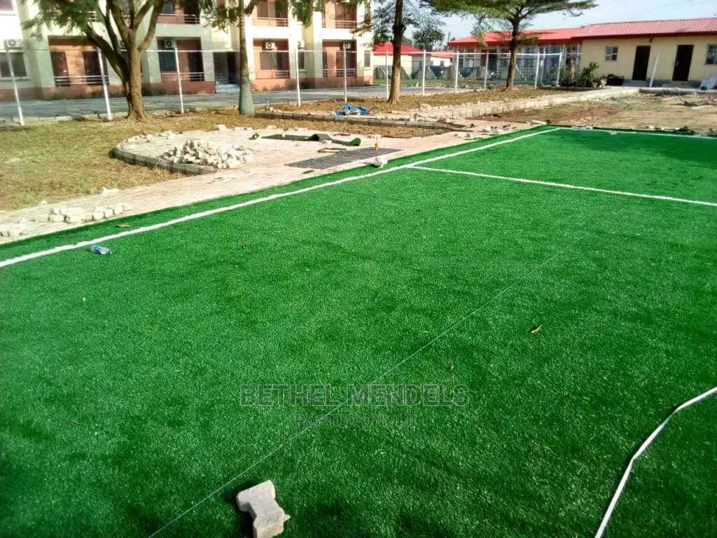 Fake Artificial Grass For Tennis Court Installation