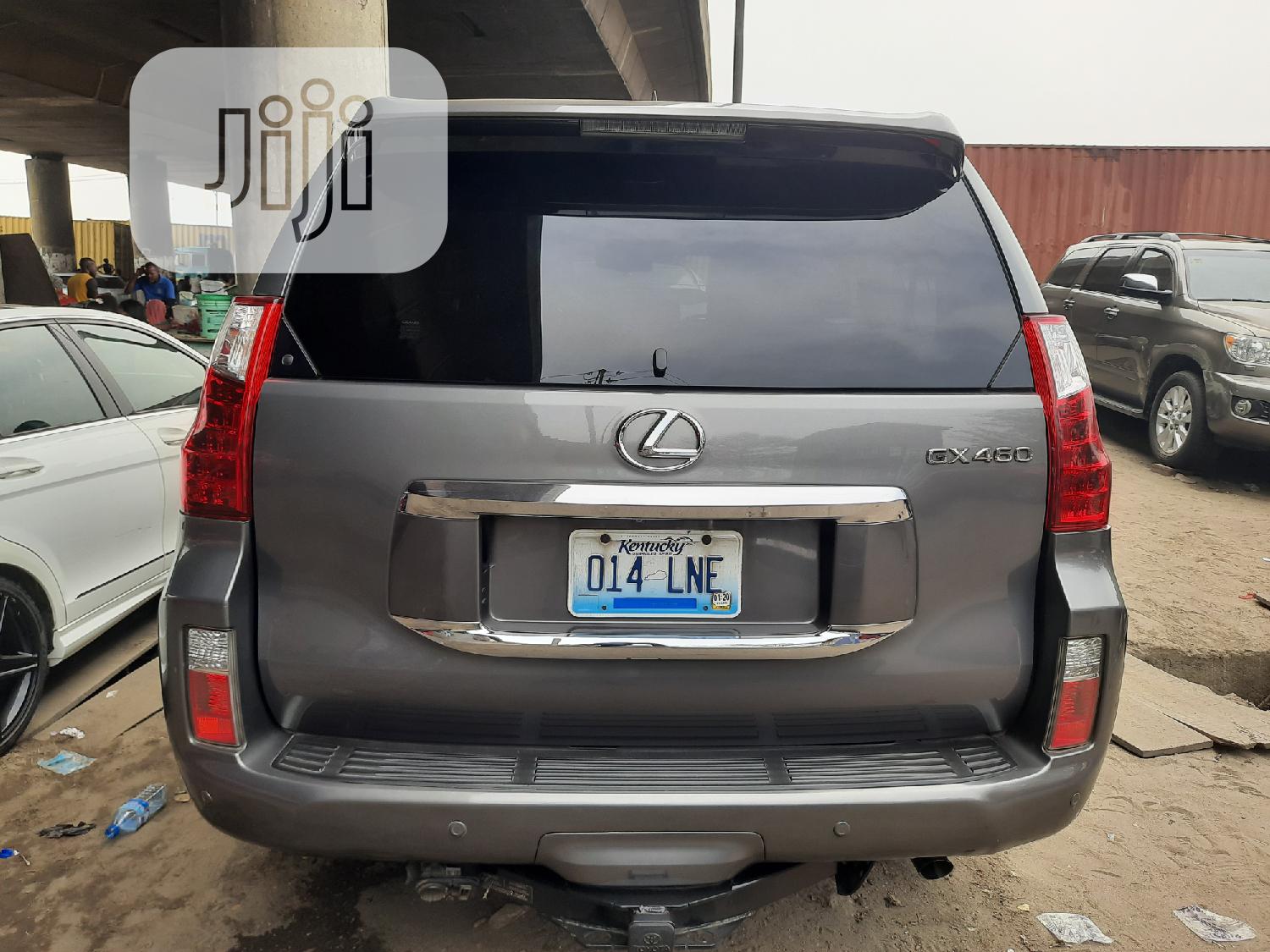 Lexus GX 460 Premium 2011 Gray
