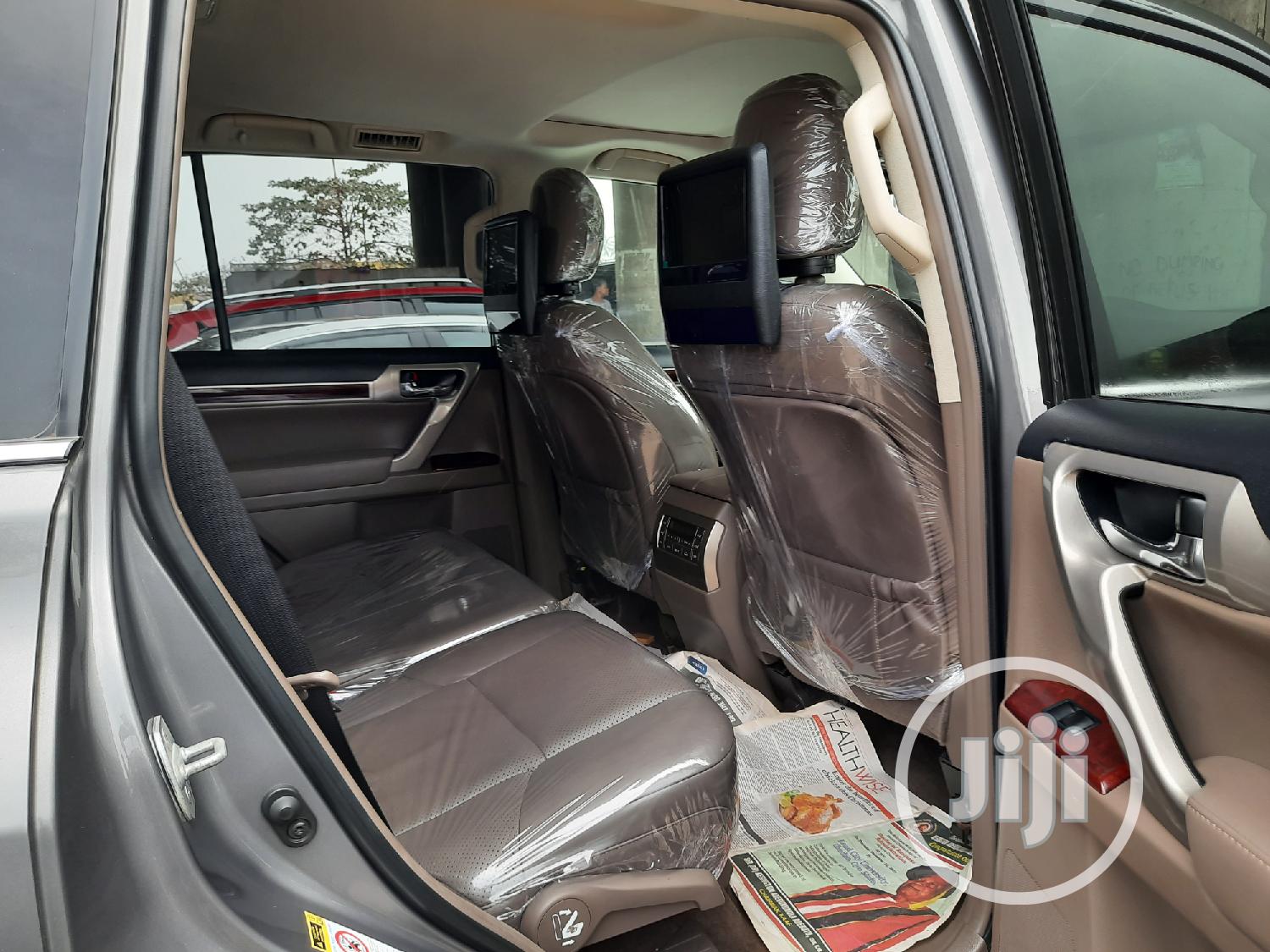 Lexus GX 460 Premium 2011 Gray