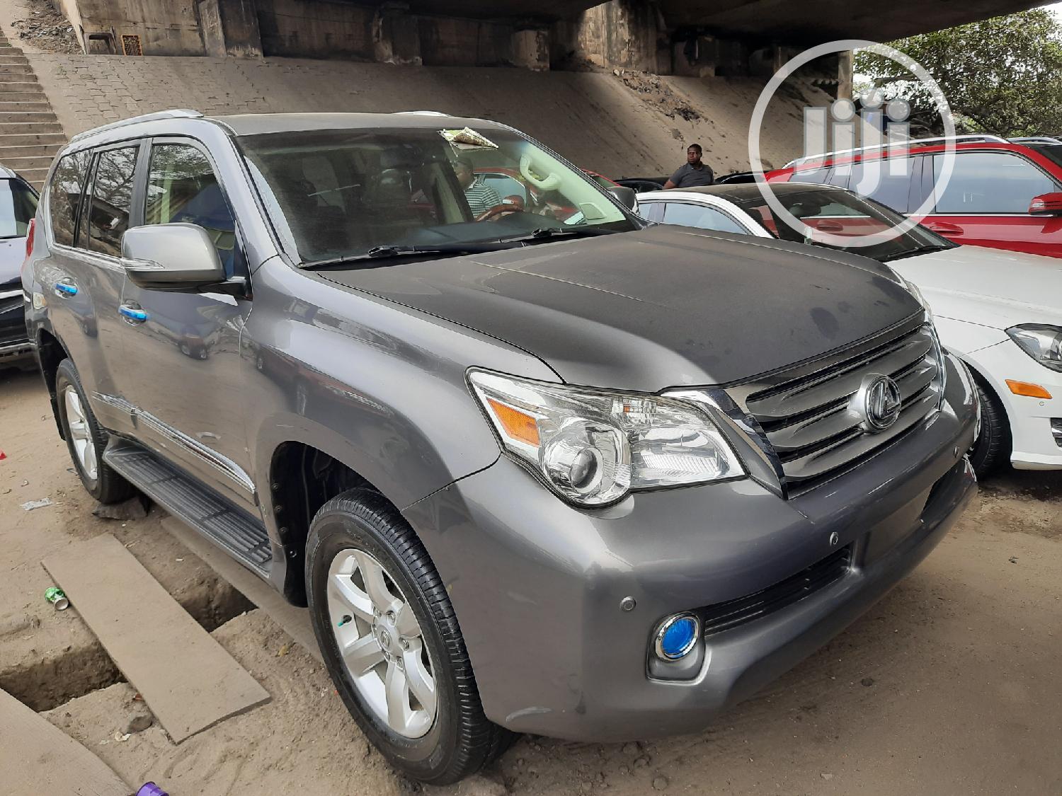 Lexus GX 460 Premium 2011 Gray