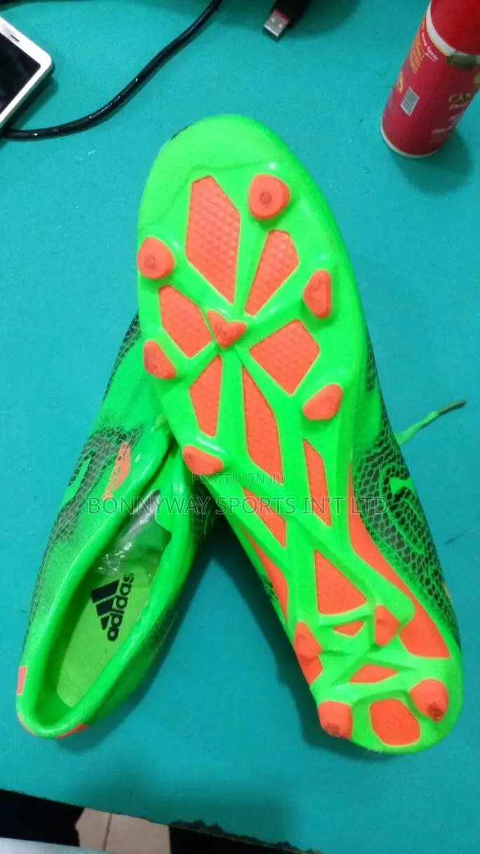Size 44 Adidas Soccer Boot