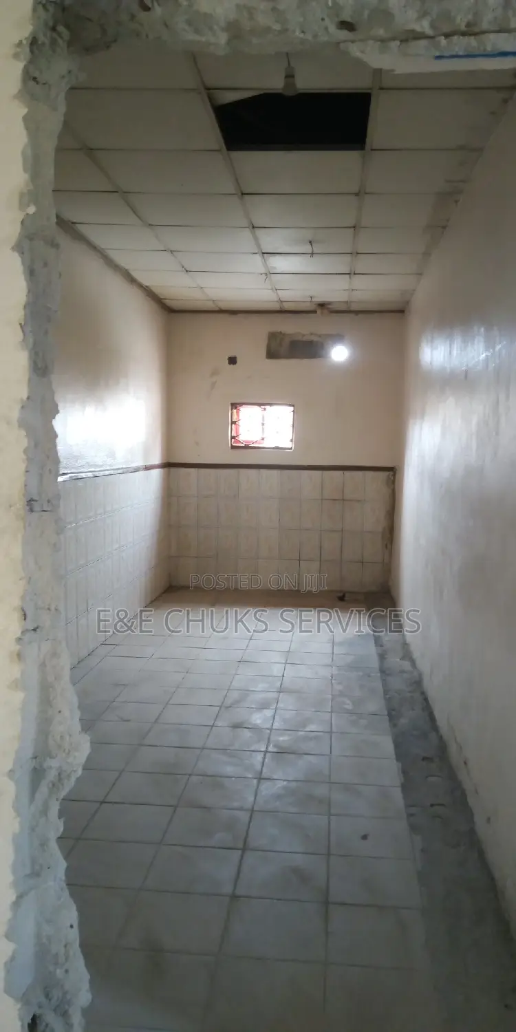 Multipurpose Space For Eateries, Bars, Car Link, Restaurant, Etc