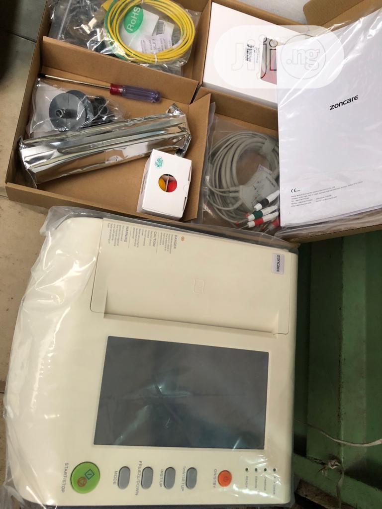 Digital 3-channel ECG Machine With 4.3-inch LCD Color Screen