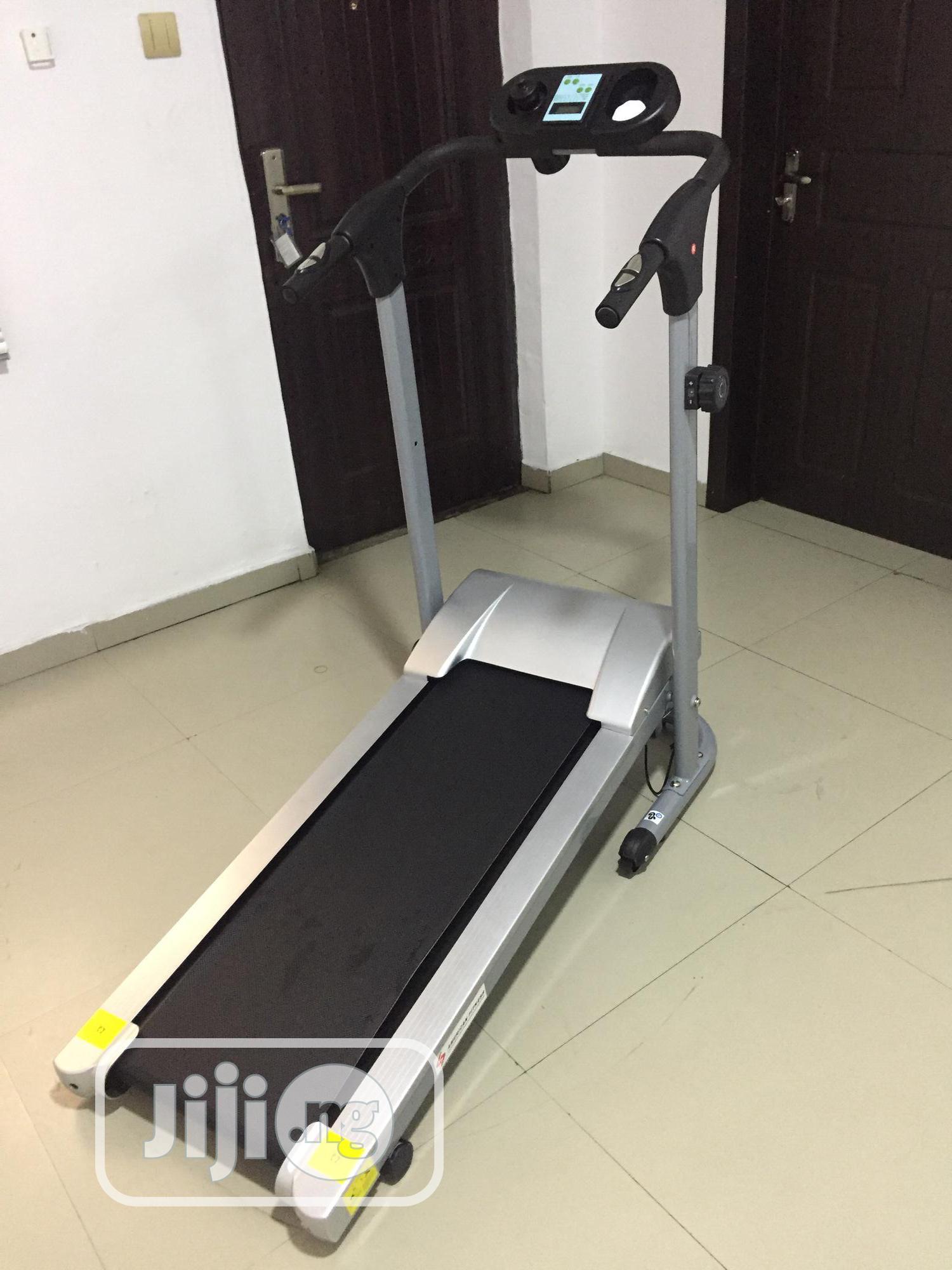 Brand New Imported American Fitness Manual Treadmill