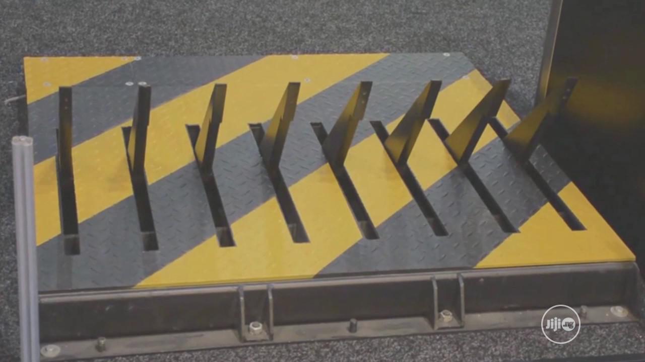Three Meter Tyer Killer Spike