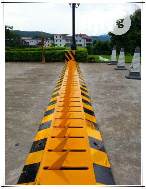Three Meter Tyer Killer Spike