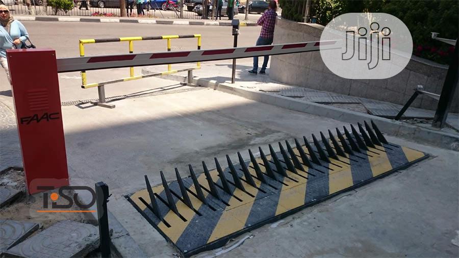 Three Meter Tyer Killer Spike