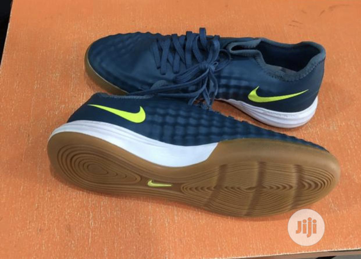 Quality Nike Training Canvass( Chewing Gum Sole )