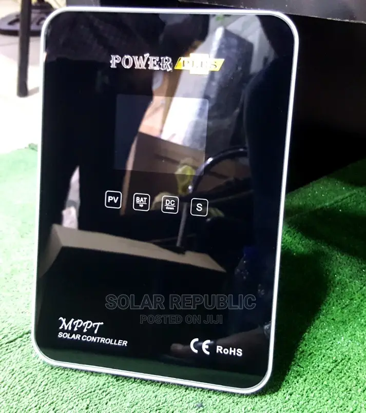 MPPT Controller 40A Touchscreen