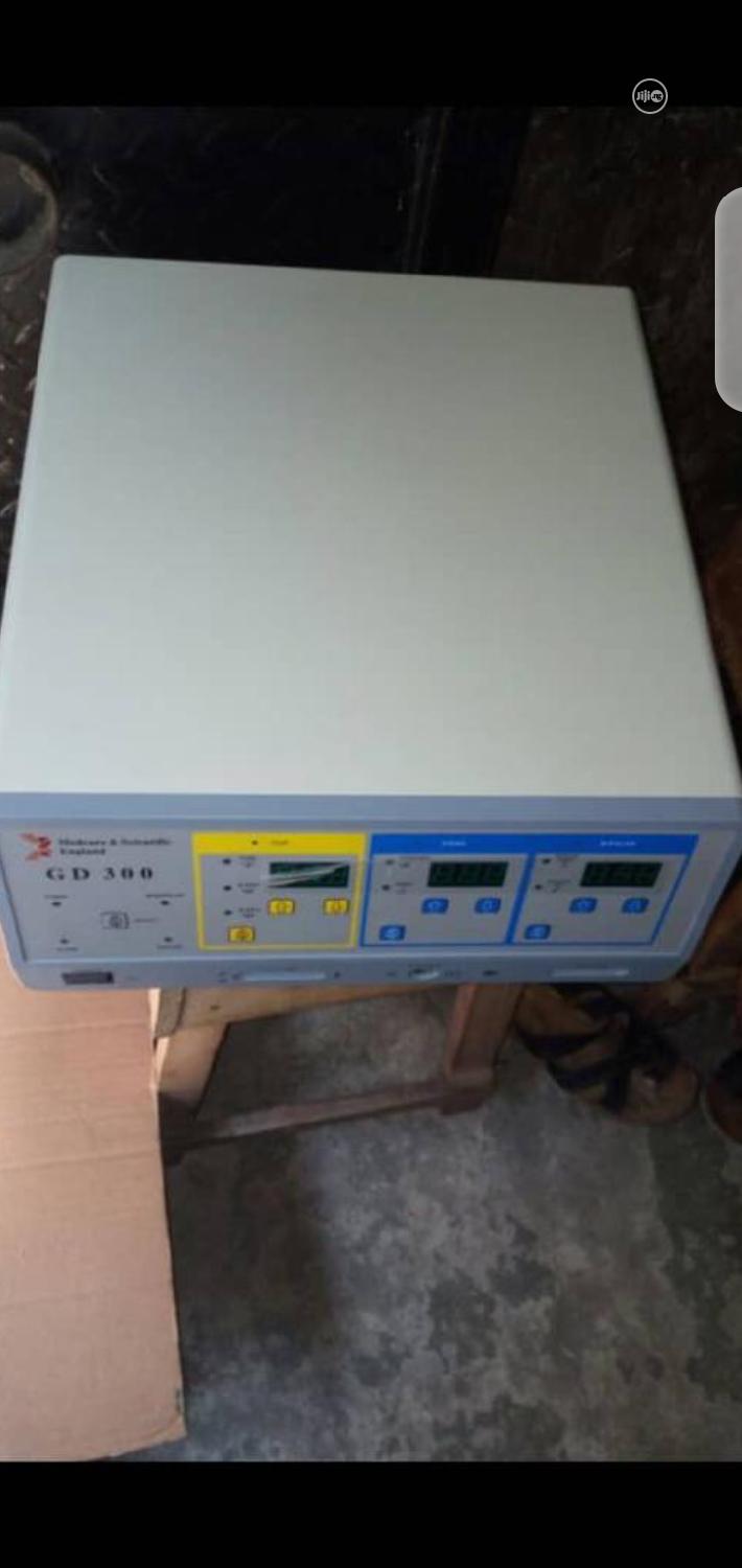 Medical Electric Surgical Diathermy Machine With