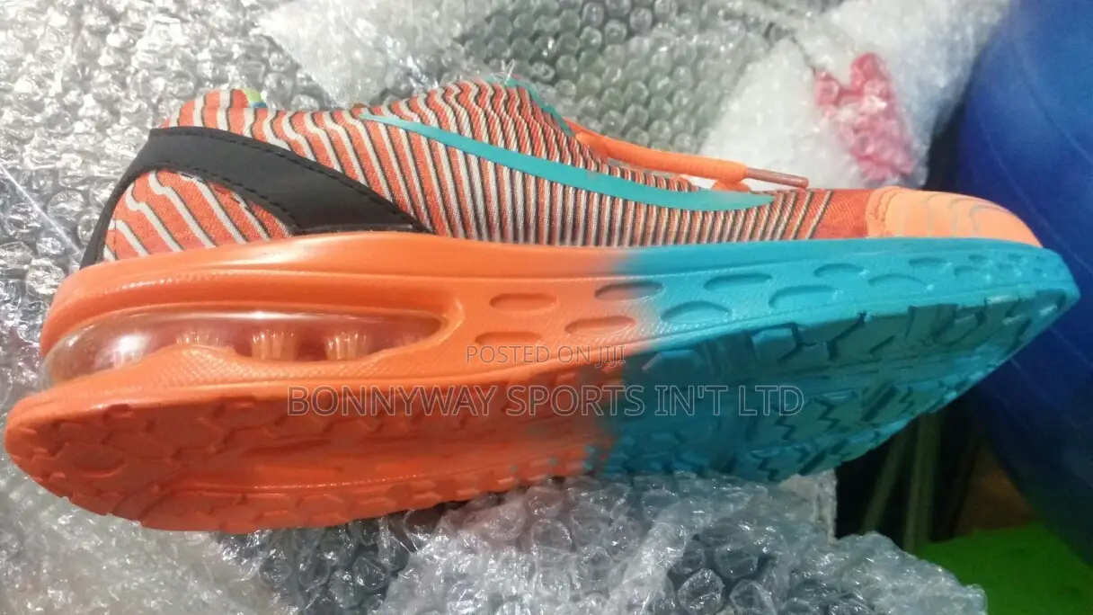 Nike Jugging Canvas