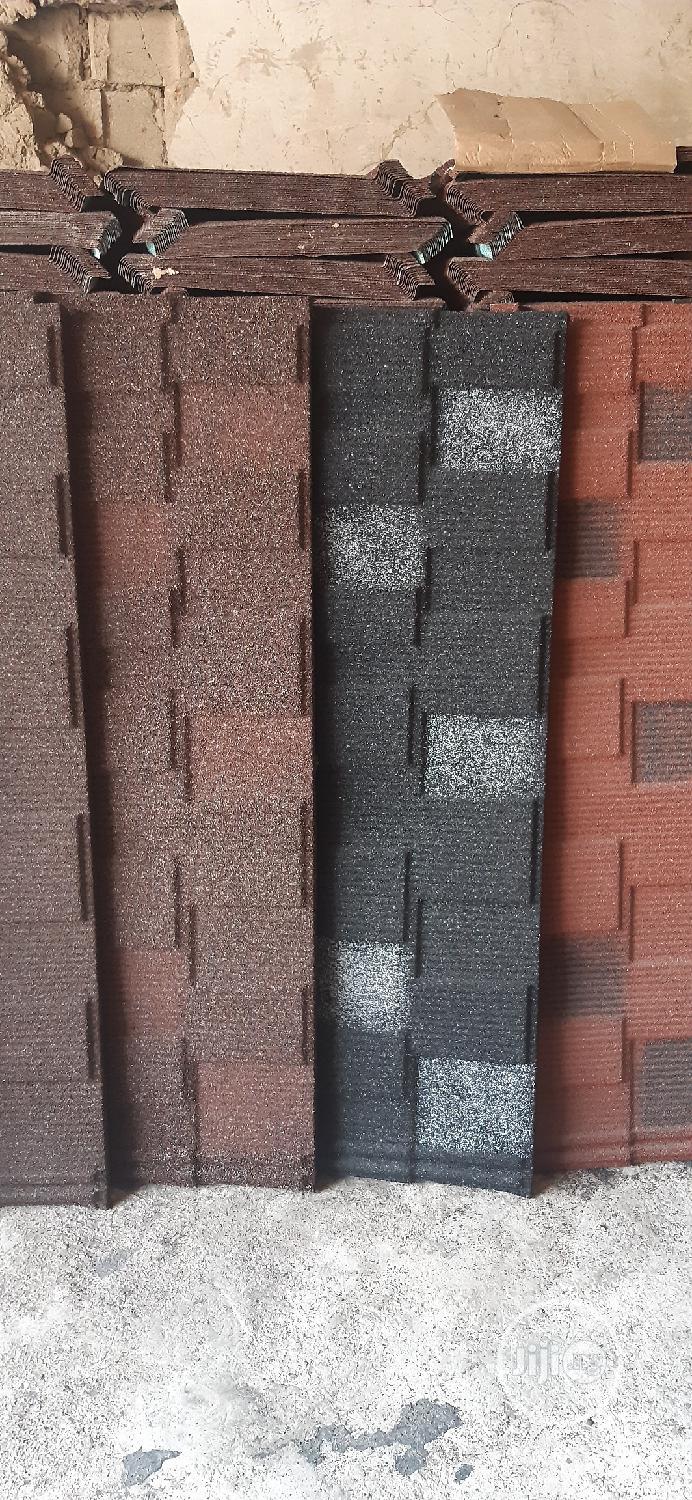 Different Colours of Shingle.
