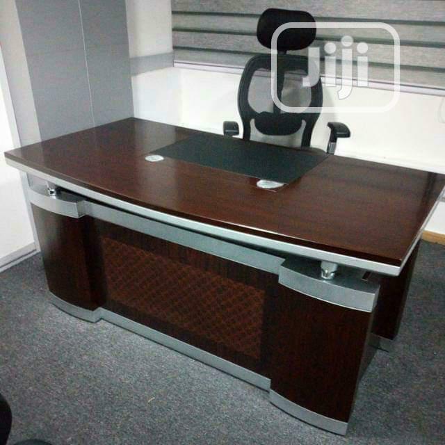 1.6m Executive Office Table With Extension and Mobil Drawer