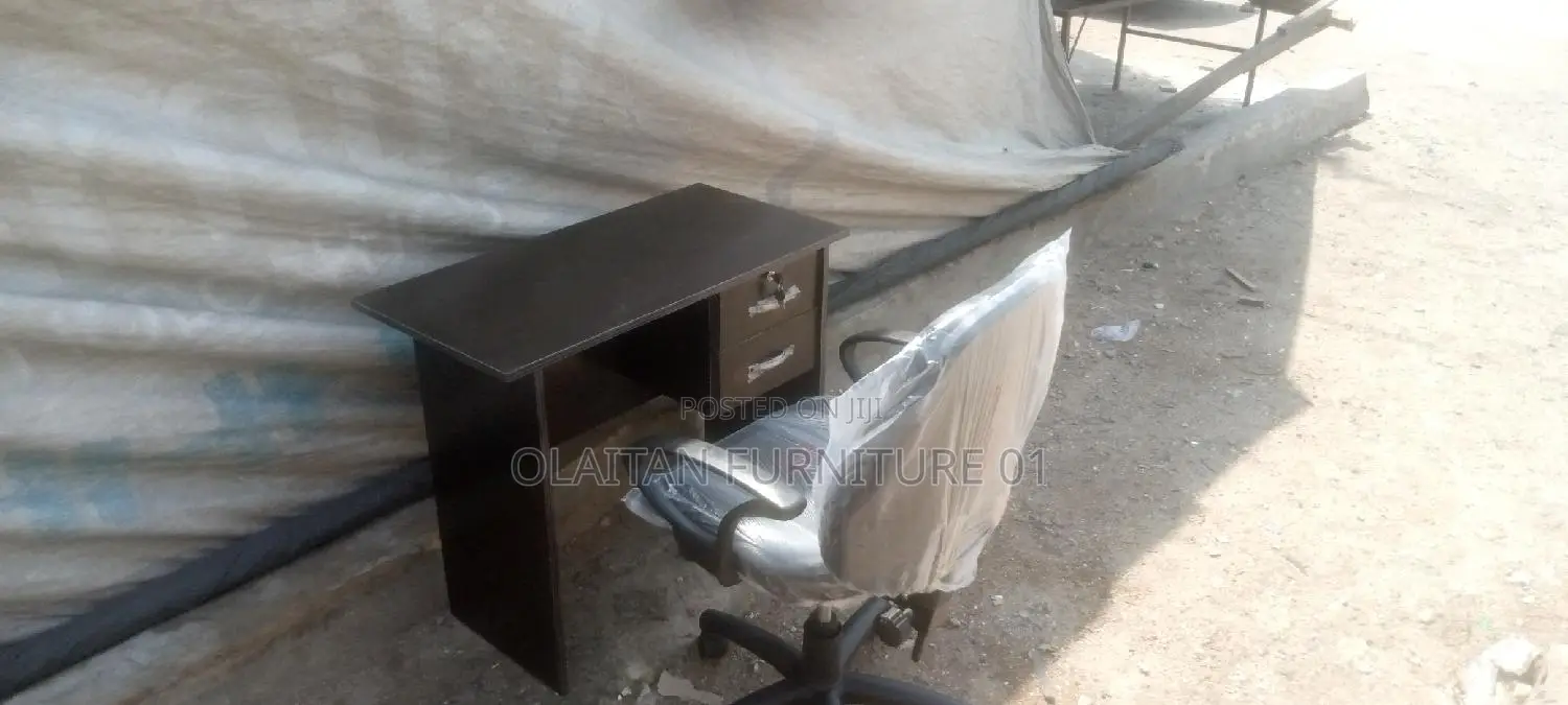 Reading Table With Chair