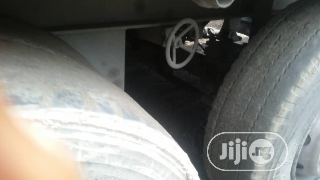 Tokunbo 60tons Tipping Bucket With BP Axle 12 Tyres Front