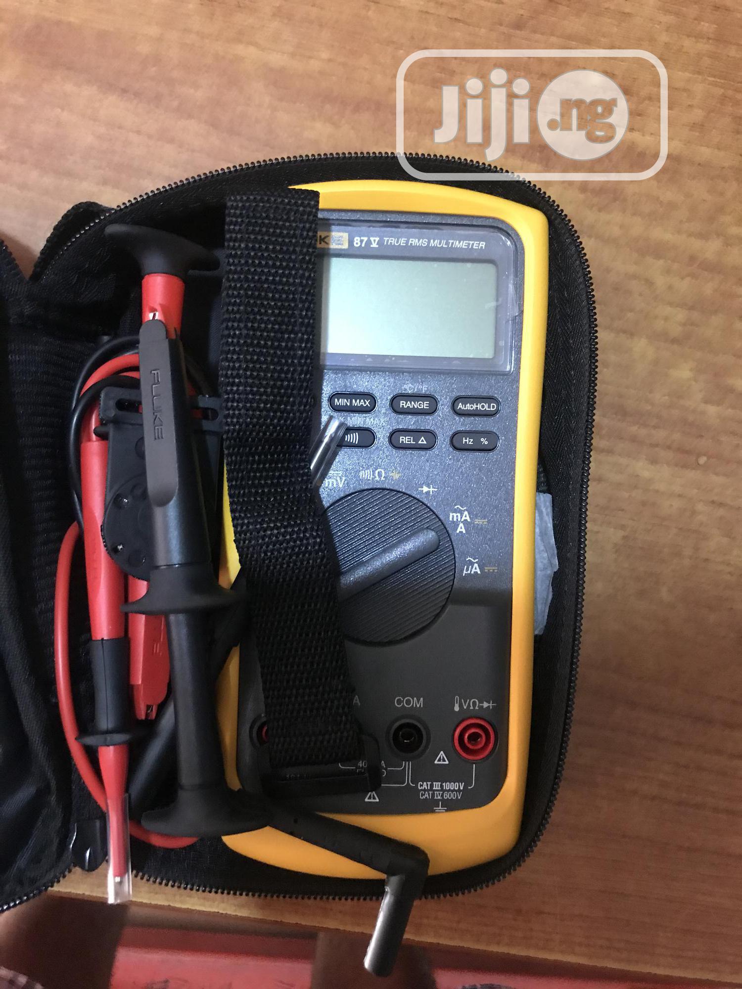Fluke 87v/E2 Kit Industrial Digital Multimeter