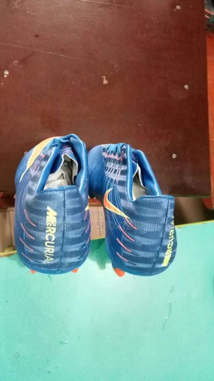 Nike Footballer Quality Soccer Boot