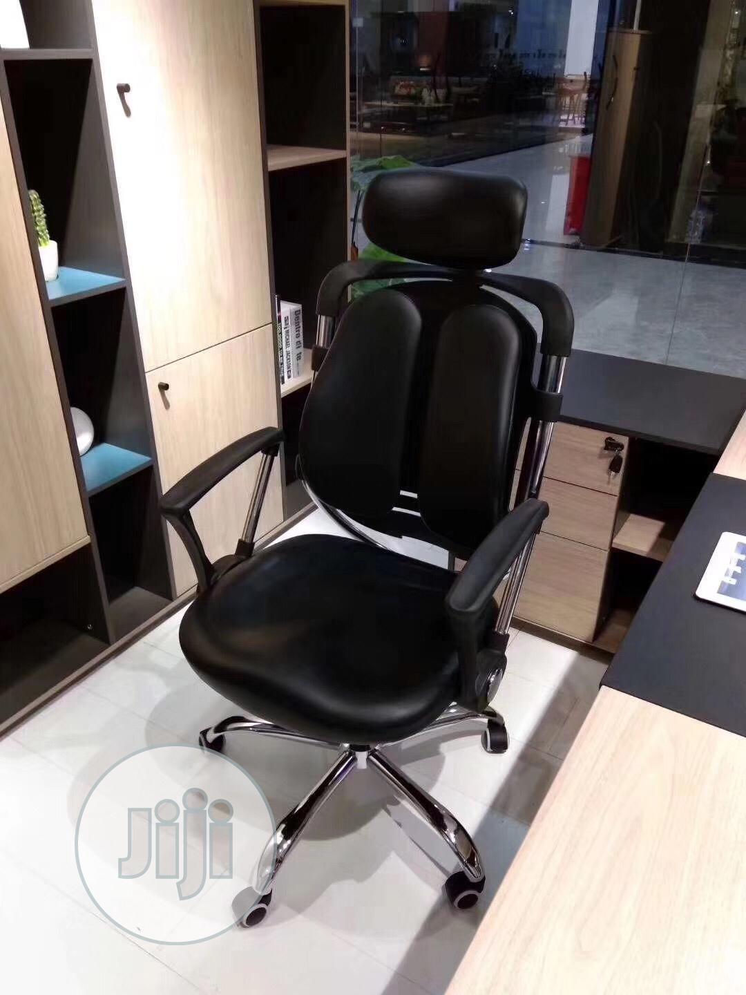 Egonomic Office Swivel Chair