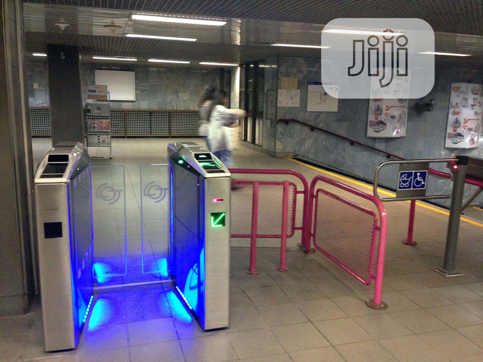 Waist Turnstile
