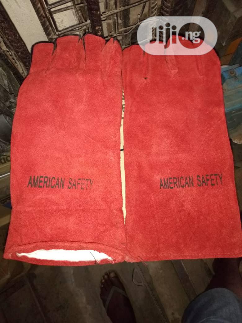 Welding Handglove.