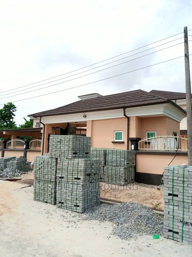 Solid And Excellent Stonecoated Roof Tiles