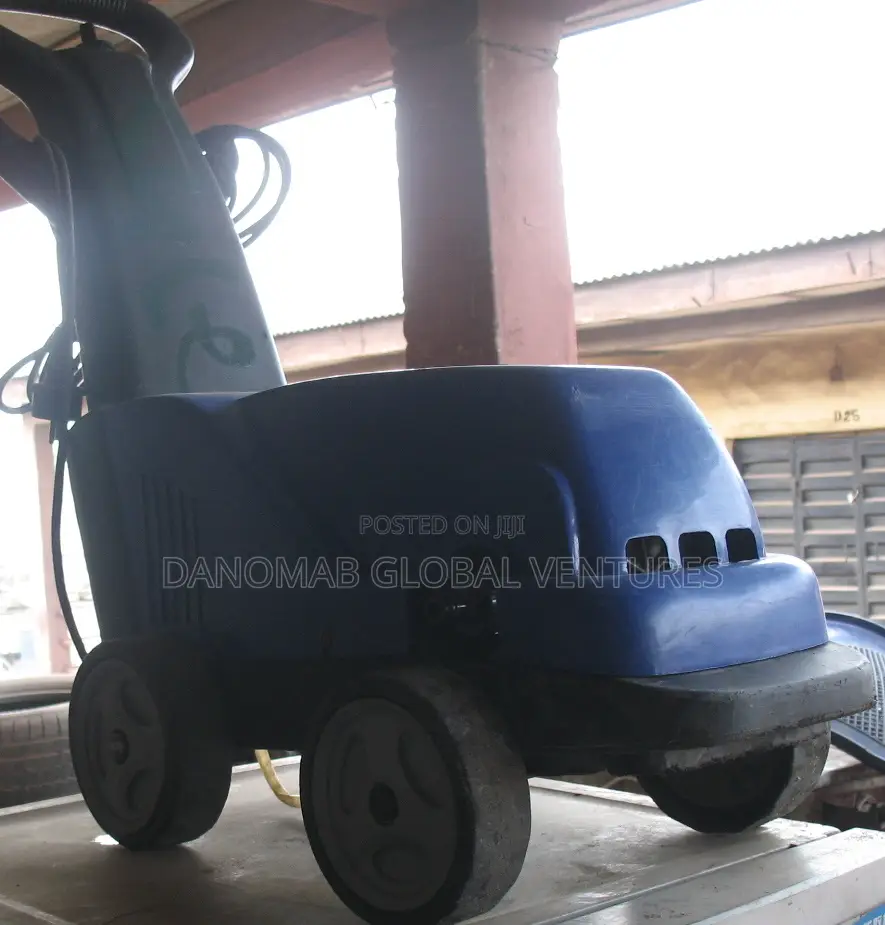 Lavorwash: Professional Evolution 130 Car Wash Machine
