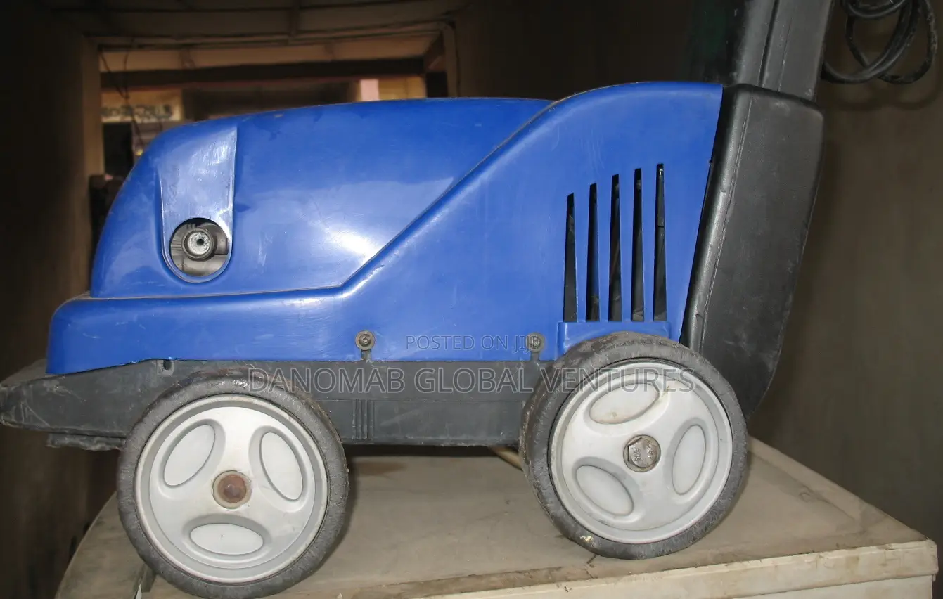Lavorwash: Professional Evolution 130 Car Wash Machine