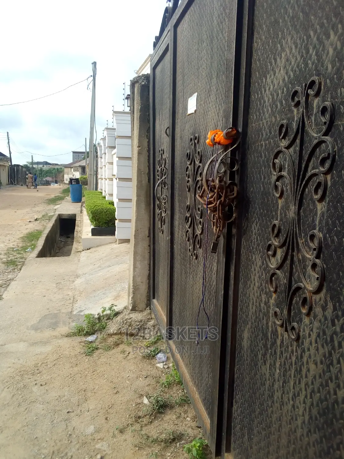 Half Plot of Land at Unilag Estate Magodo for Sale