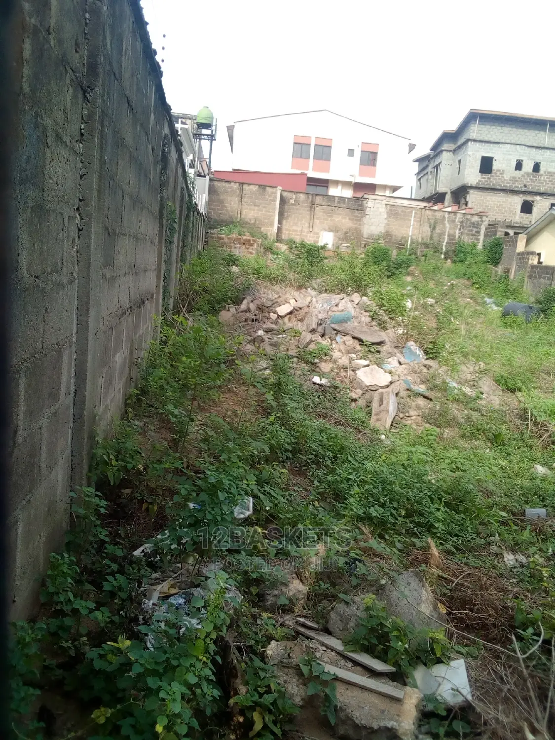 Half Plot of Land at Unilag Estate Magodo for Sale