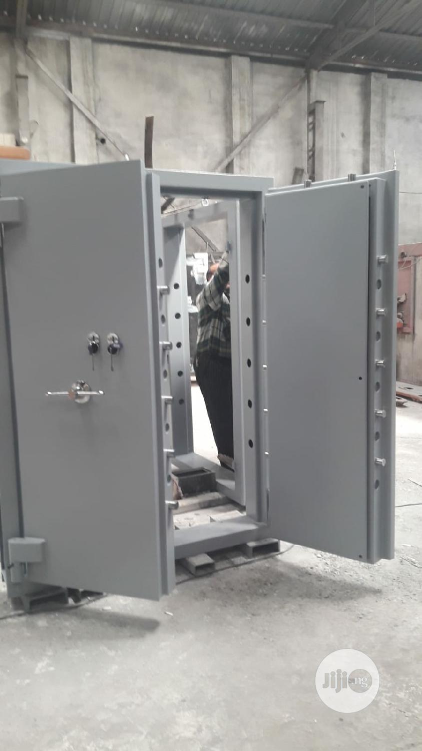 Vault Armoured Bomb and Bullet Proof Door