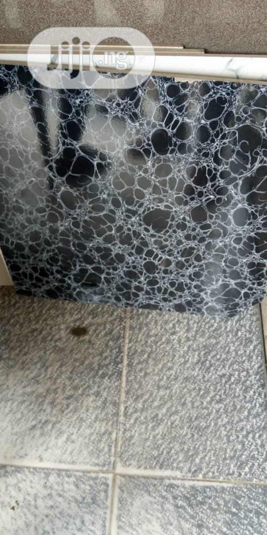 Boob Black 600/600 Floor Tile