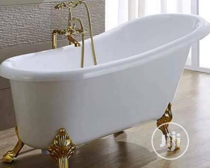 Royal Bathroom Tube Gold