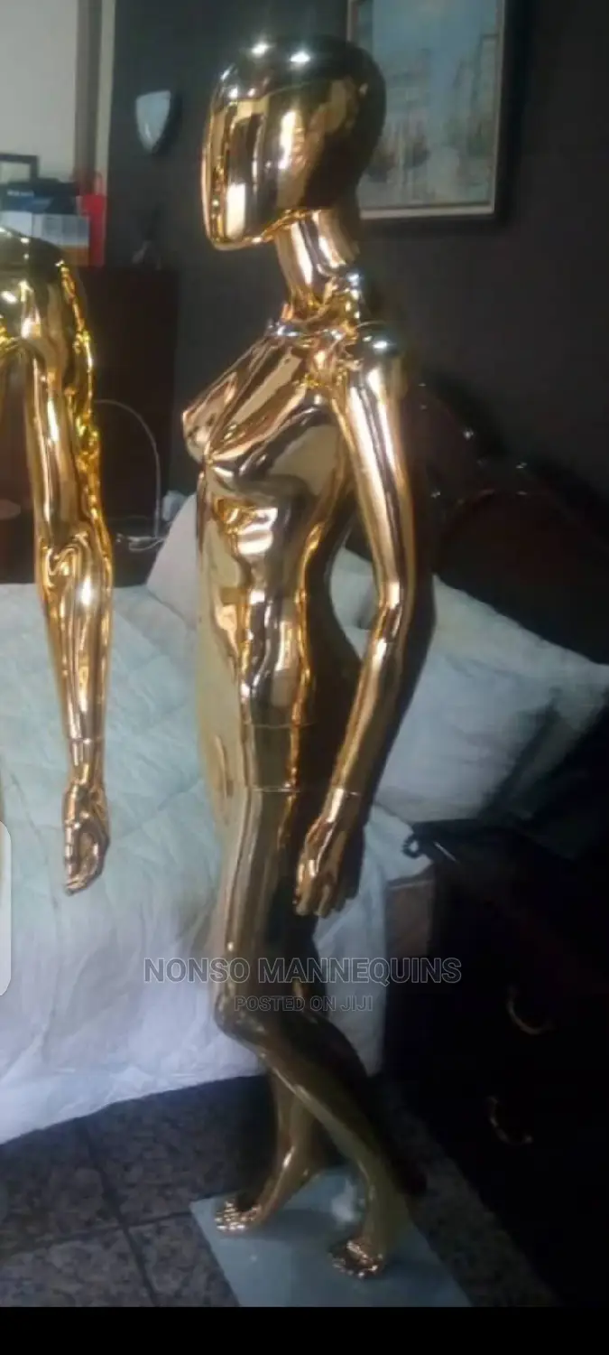 Gold Mannequins 1