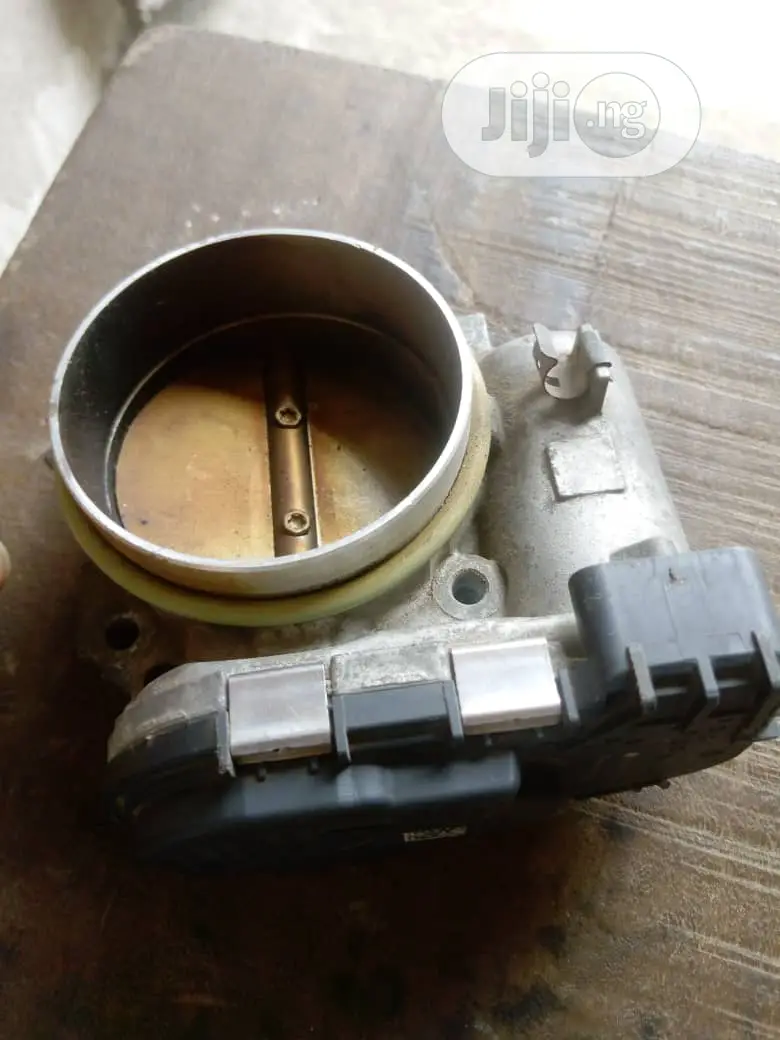 Mercedes Benz Throttle Body/Actuator M272 W204, GLK, Ml350,
