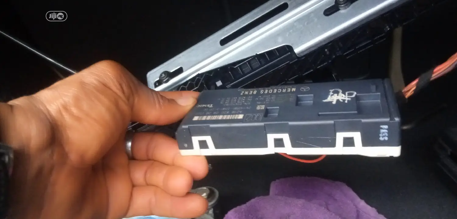 Mercedes Benz Modules and Relays