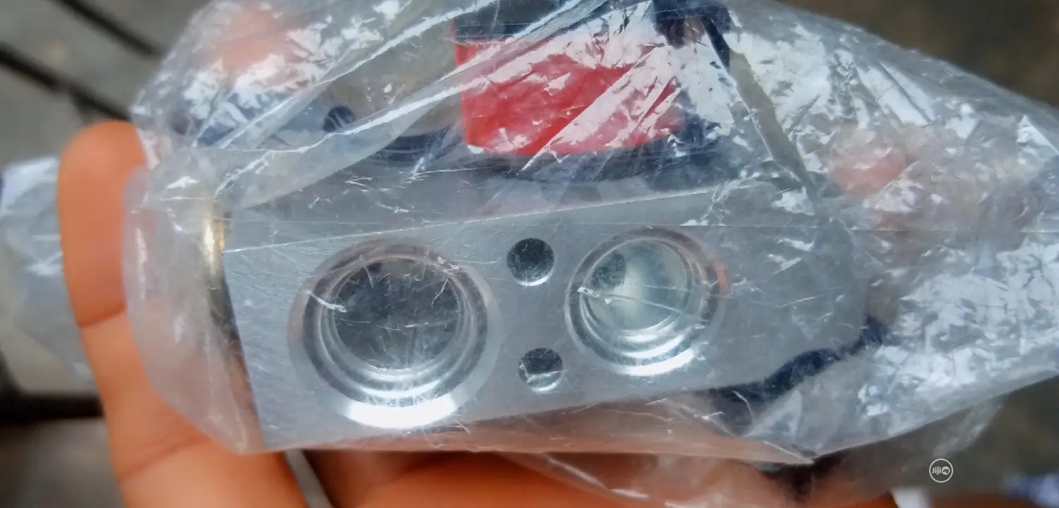 Mercedes Benz Ac Valve