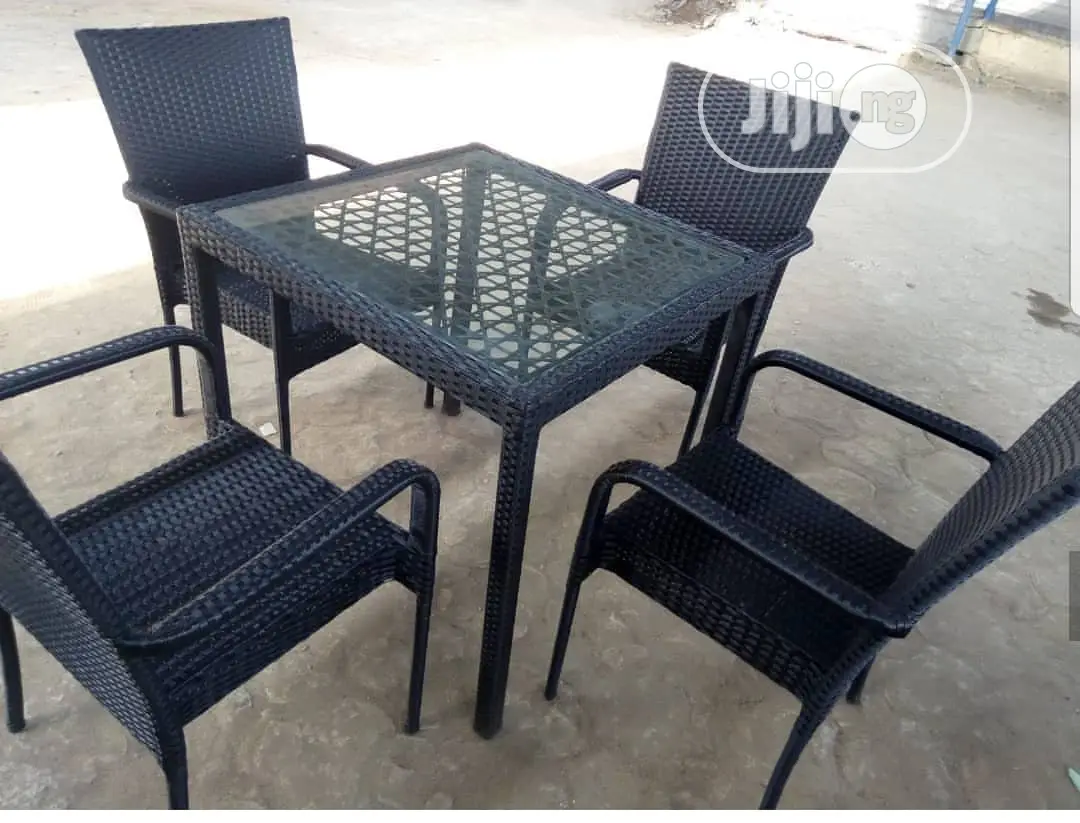 Out Door Chair