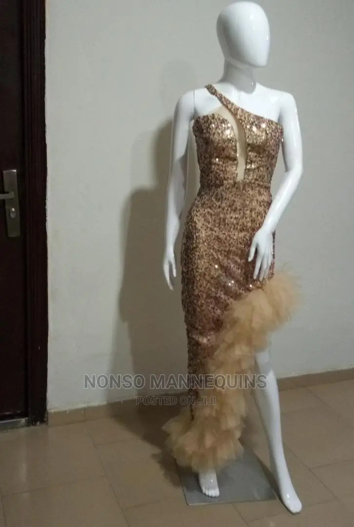 Glossy White Faceless Mannequins