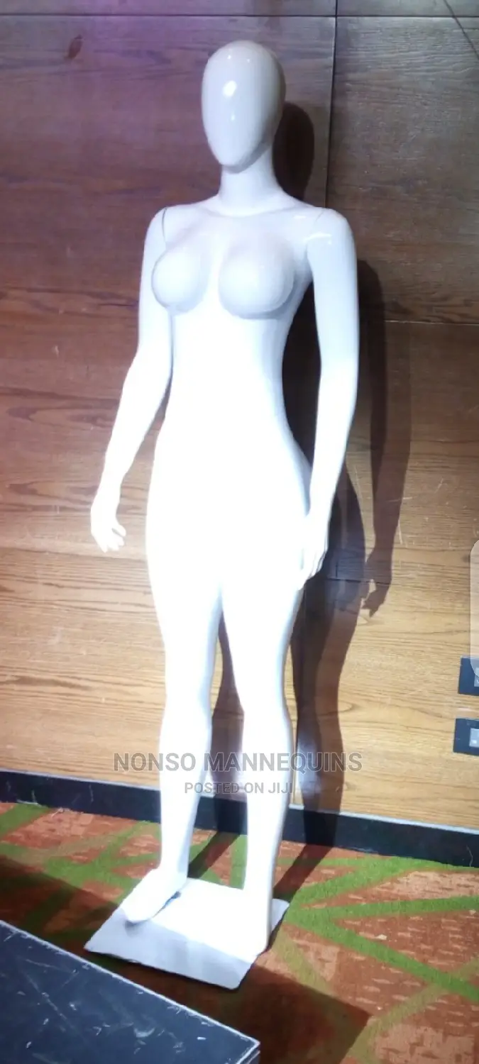 Glossy White Faceless Mannequins