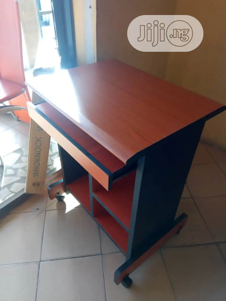 Computer Table