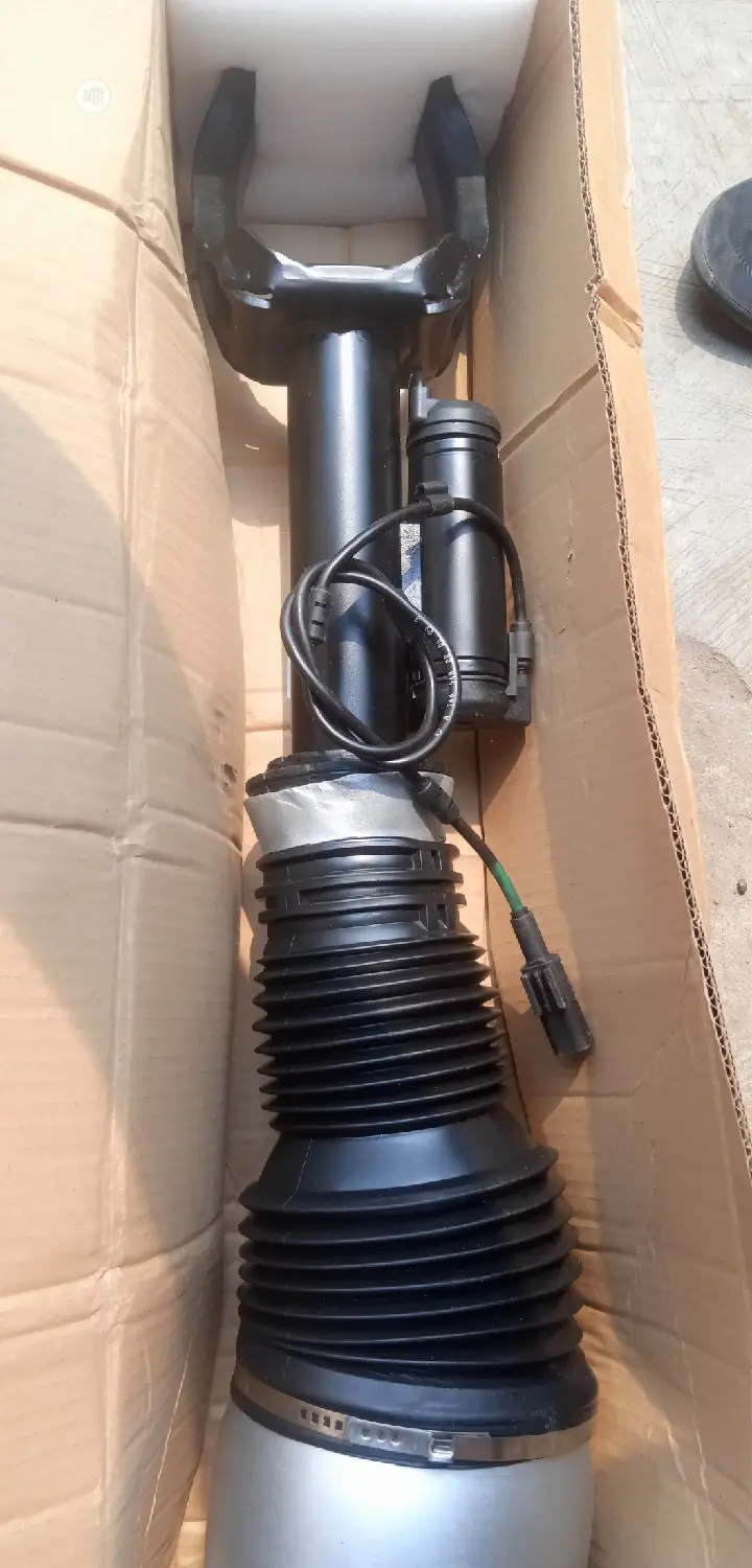 Mercedes-Benz Airmatic Front Strut/Shock, W221 S-Class (S350, S450).