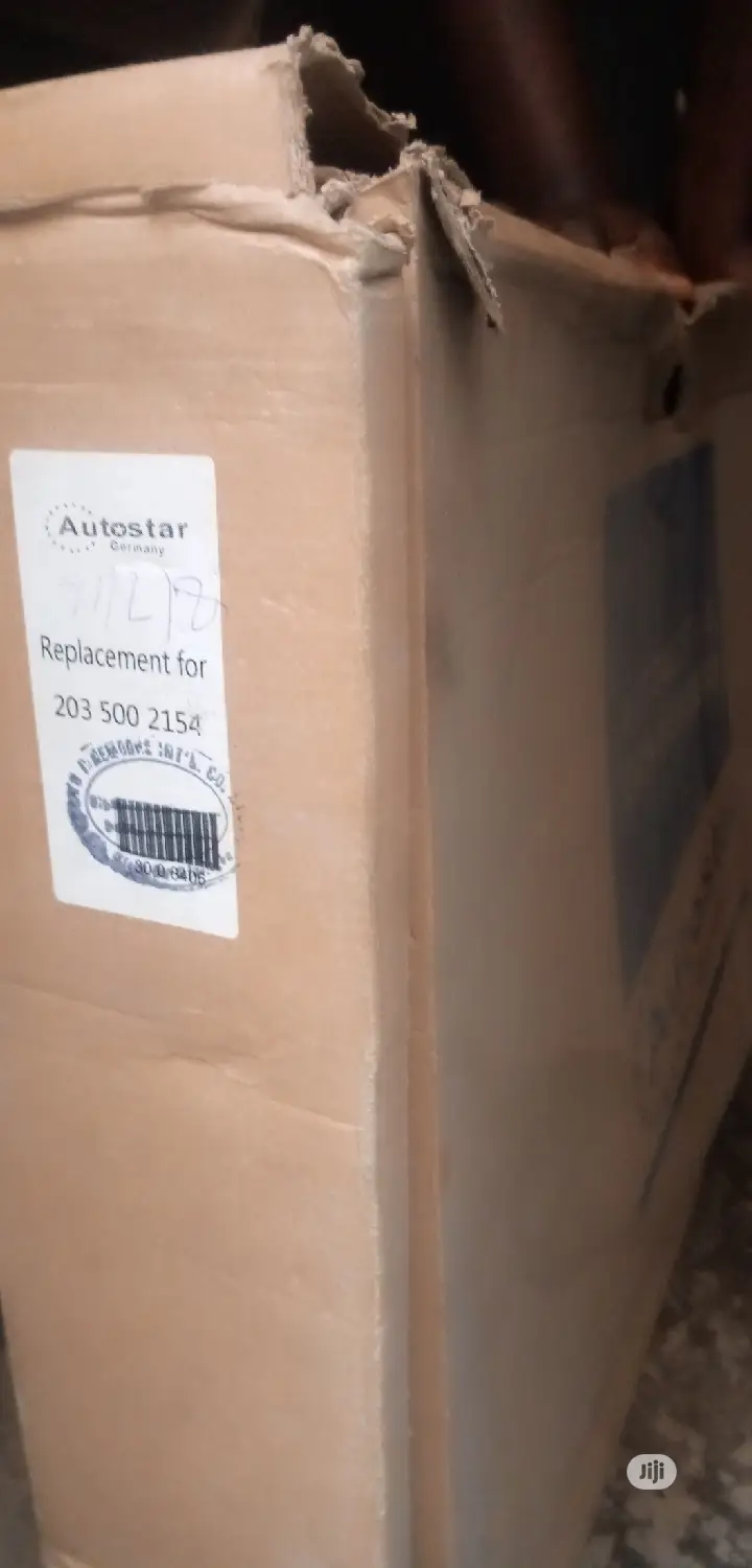 Mercedes Benz Condencer (Air Conditioner)