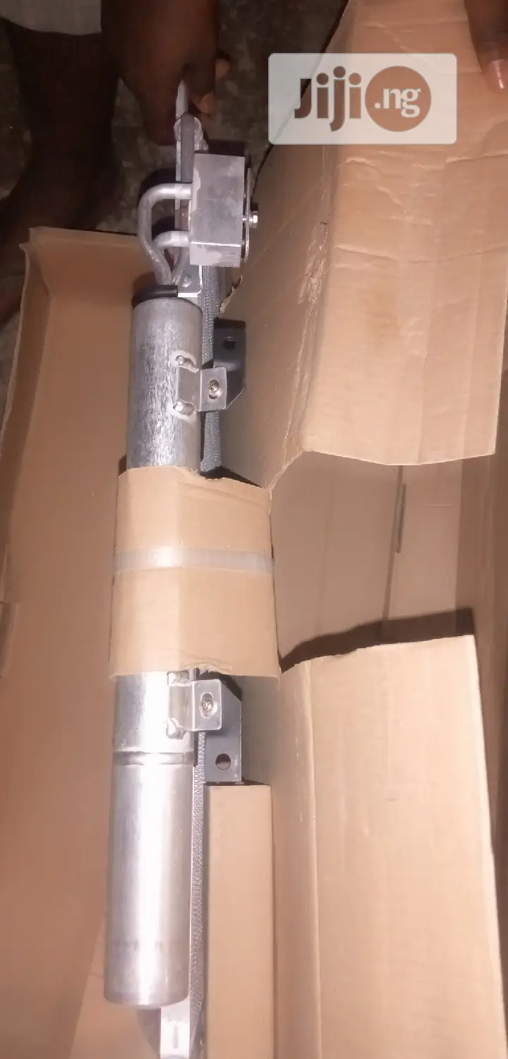 Mercedes Benz Condencer (Air Conditioner)
