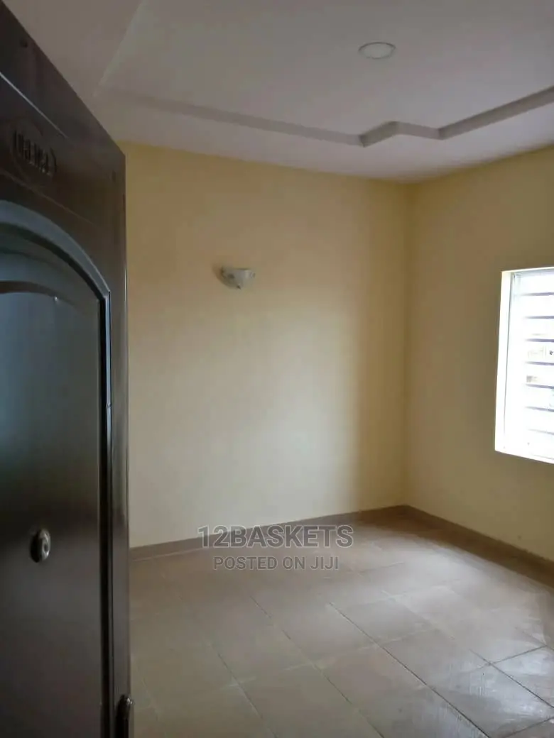 3bdrm Apartment in Ojodu for rent