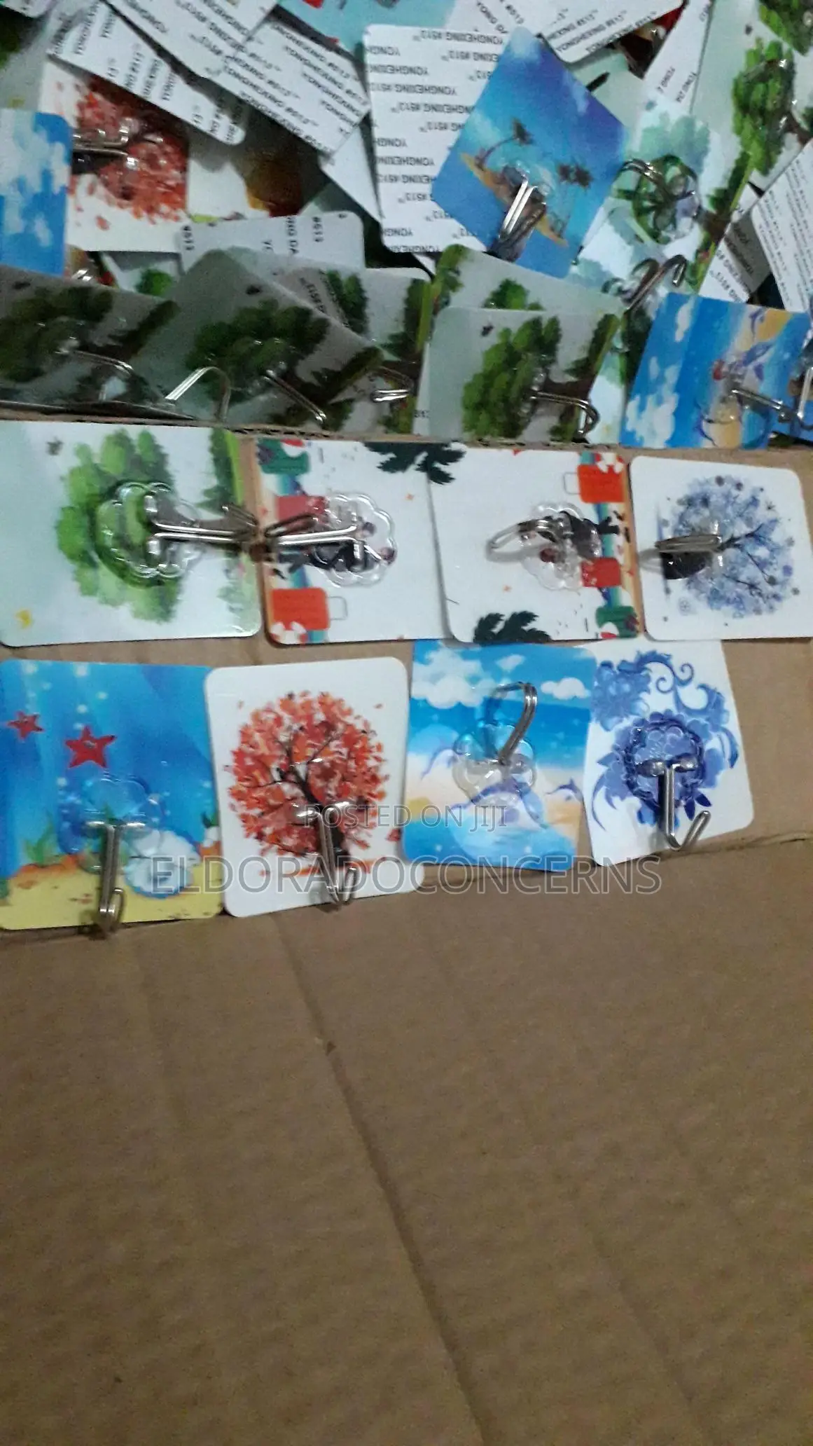 Decorative Sticky Wall Hooks(Wholesale)