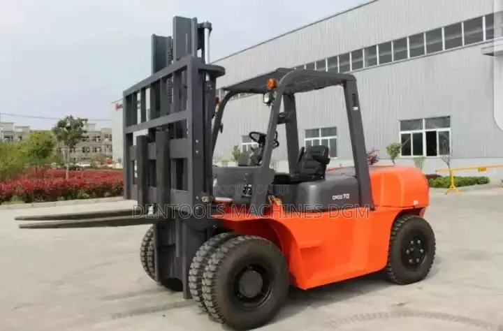 10 Tons Mobile Forklift Truck New